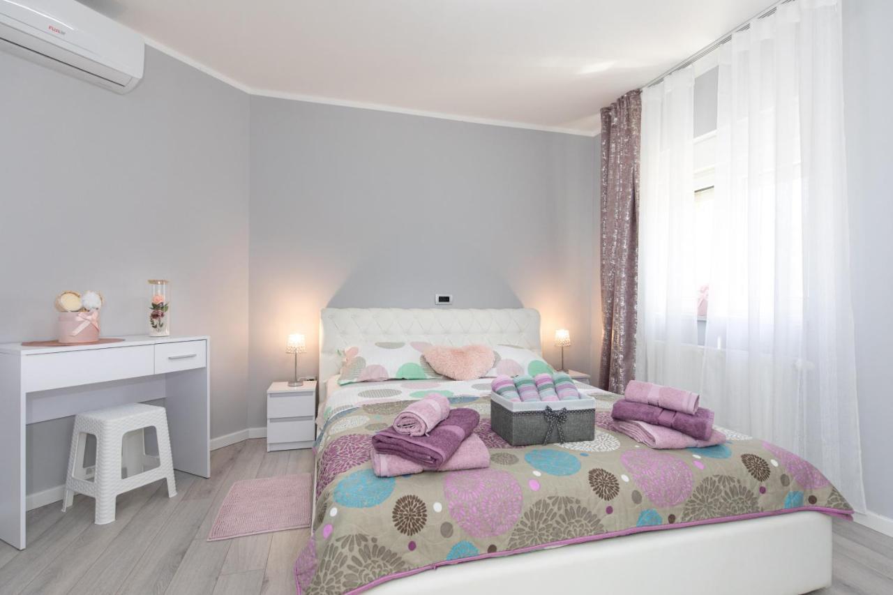 Apartment Odore Di Mare With Beautiful Garden Krk Town Buitenkant foto