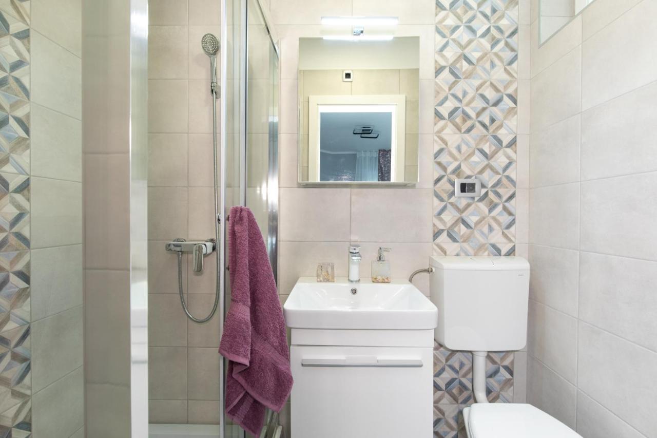 Apartment Odore Di Mare With Beautiful Garden Krk Town Buitenkant foto